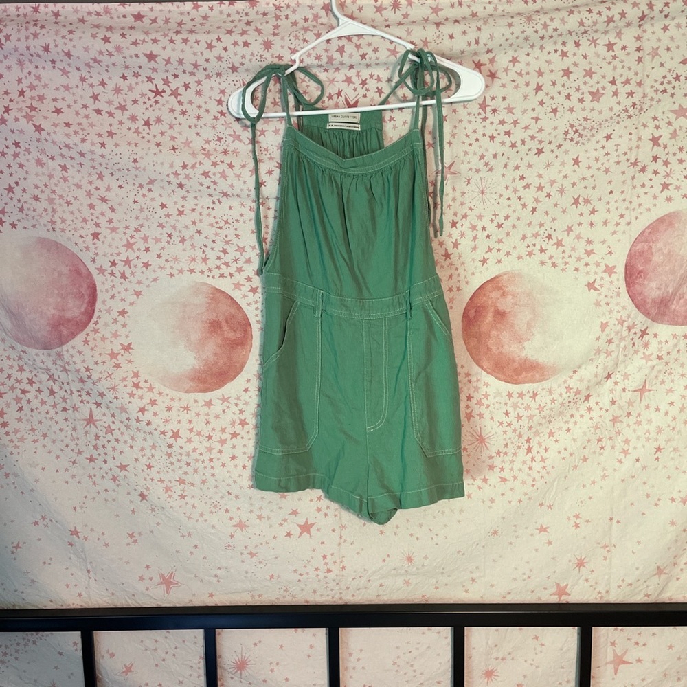 urban outfitters overalls